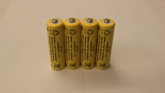 Pin đèn pin sạc AA 1.2V 900mAh NiCD Pin sạc Pin đèn pin