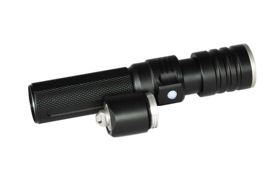 700lm sạc Cree LED zoom Đèn pin với CE phê duyệt